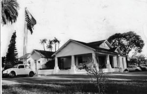 Avenida Tirdentes ainda com ladrilhos, ao fundo futuro Paço Municipal Foto do Escrivão Flávio Barroso em 1964