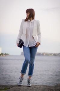 how-to-wear-white-blazer